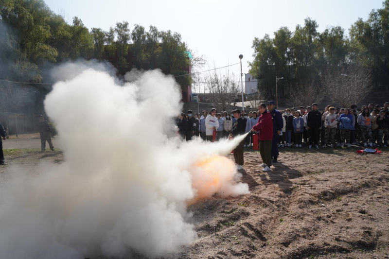 best365官方网站登录入口开展 消防安全教育讲座及消防演练系列...