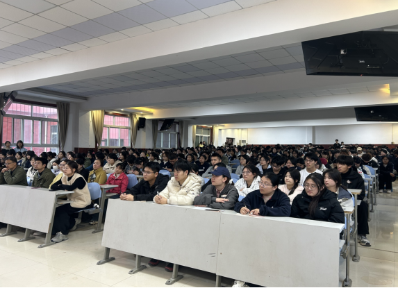 2024级护理专业实习动员大会,为实习生保驾护航